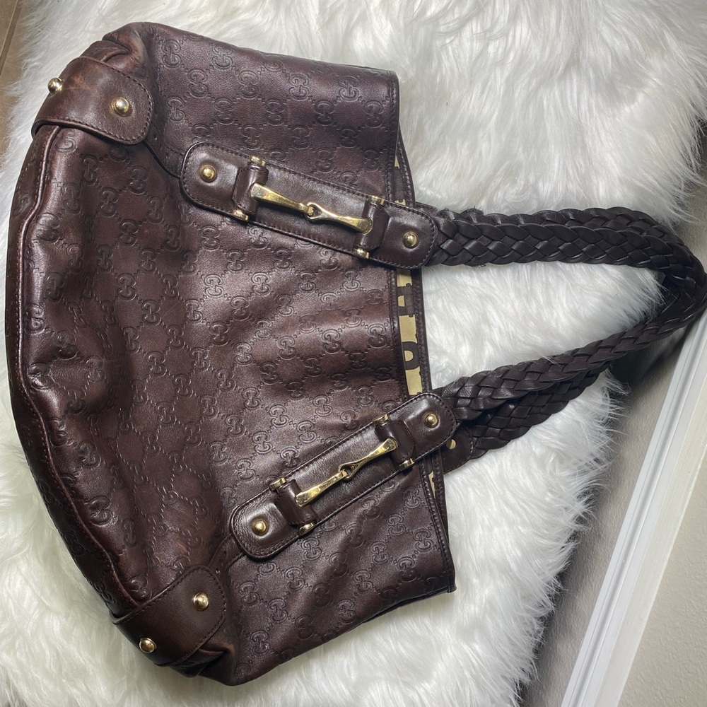 Gucci Pelham Leather Medium Shoulder bag brown